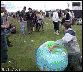 일반인_비치볼_이벤트_하다가_ㅋㅋㅋ.gif