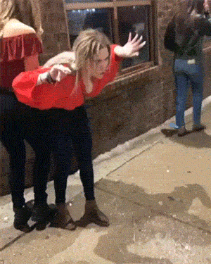 술좀_적당히_드셔야지_왜_저러는_거야_ㄷ.gif